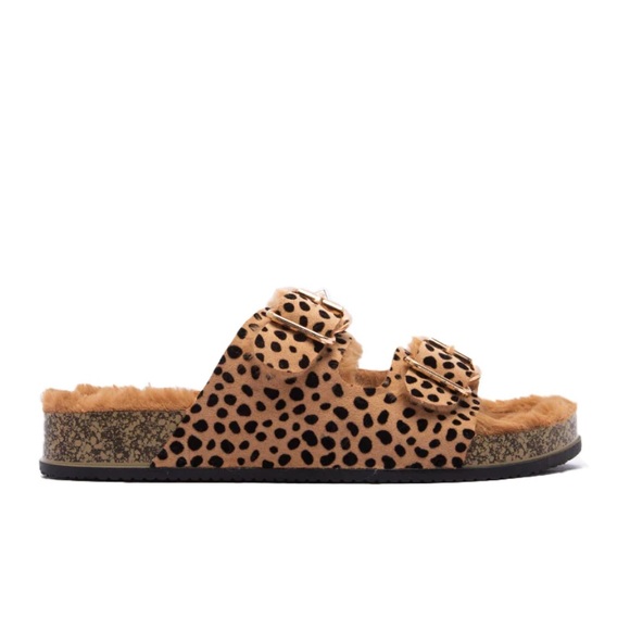 Qupid Women's Double Band Buckle Animal Print Sandals - Picture 4 of 4